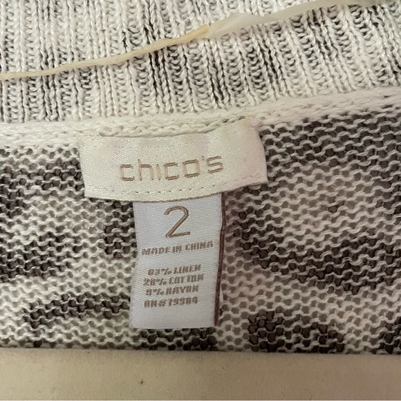 Chicos size 2 leopard 🐆 print cardigan - Picture 4 of 6